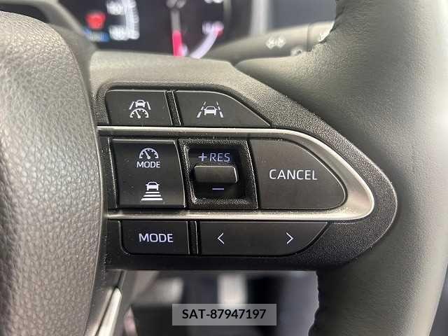 Toyota VOXY 2022-08 313564-3