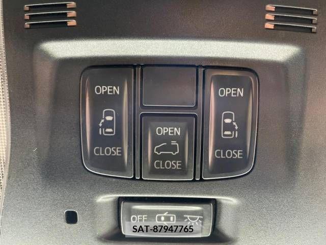 Toyota VELLFIRE 2015-04 369684-6