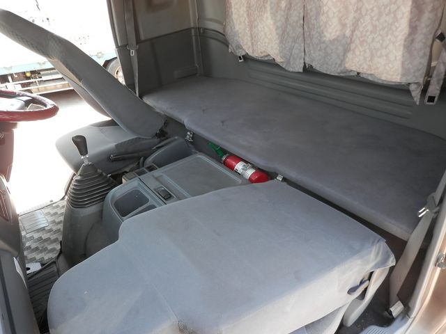 Isuzu FORWARD 2008-07 3074-27