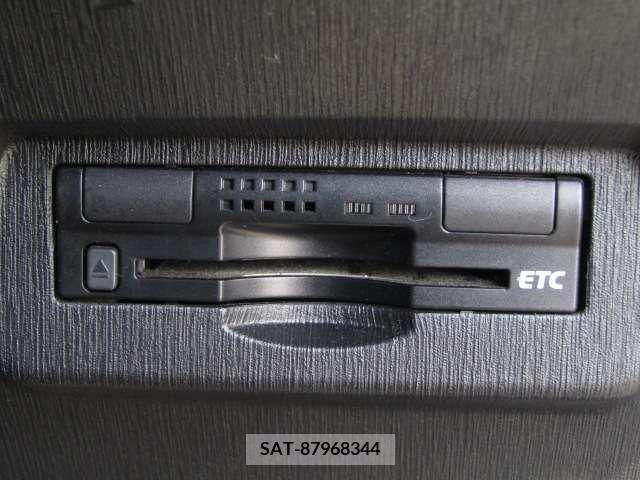 Toyota PRIUS ALPHA 2015-01 220286-13