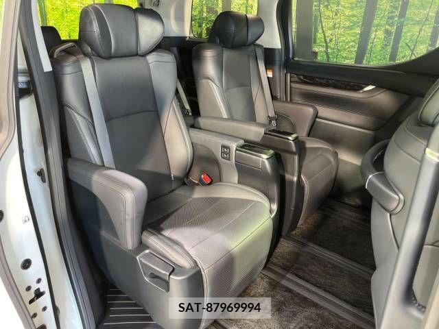 Toyota ALPHARD 2022-10 337601-11