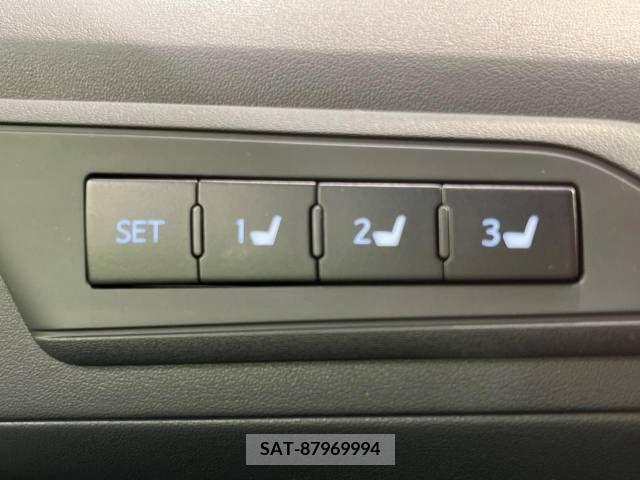 Toyota ALPHARD 2022-10 337601-9