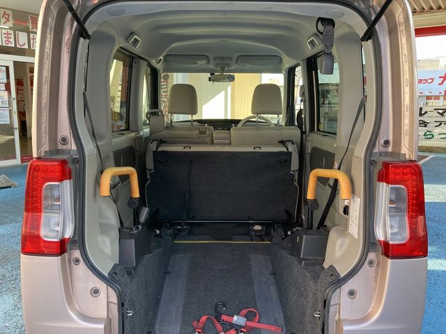 Daihatsu TANTO 2014-07 12760-16
