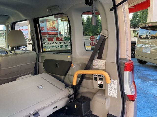 Daihatsu TANTO 2014-07 12760-13