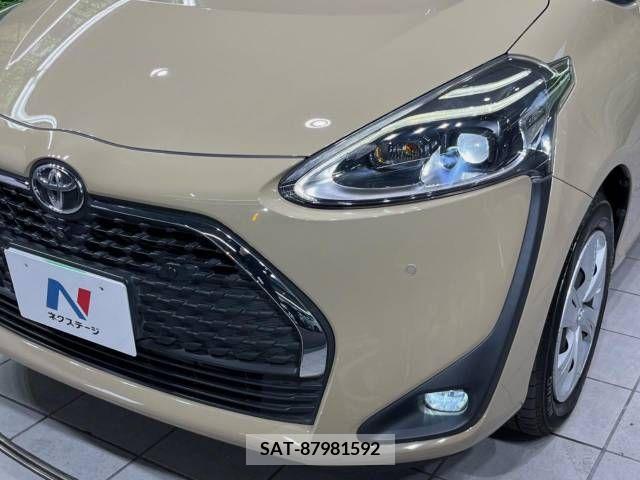 Toyota SIENTA 2019-01 379086-13