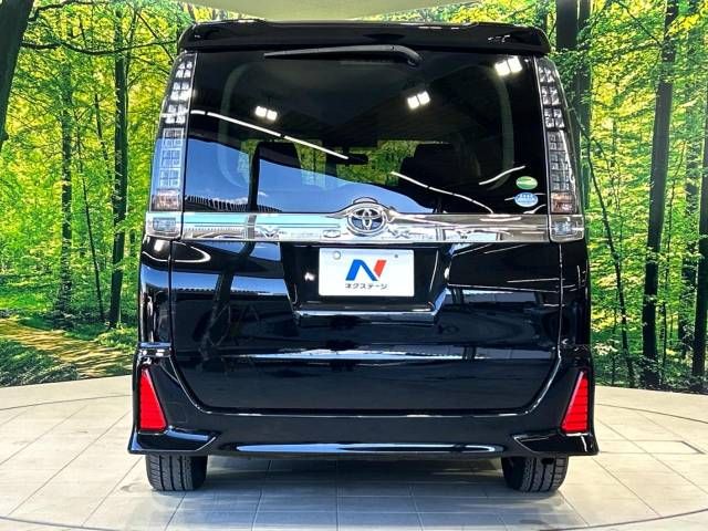 Toyota VOXY 2015-02 21736-16