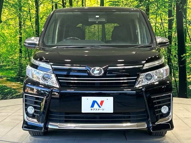 Toyota VOXY 2015-02 21736-15