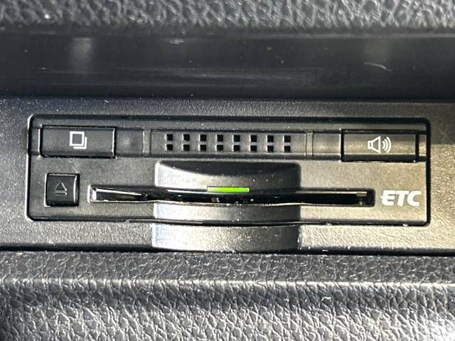 Toyota VOXY 2015-02 21736-6