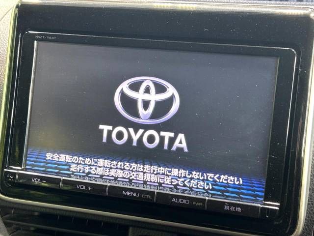 Toyota VOXY 2015-02 21736-3