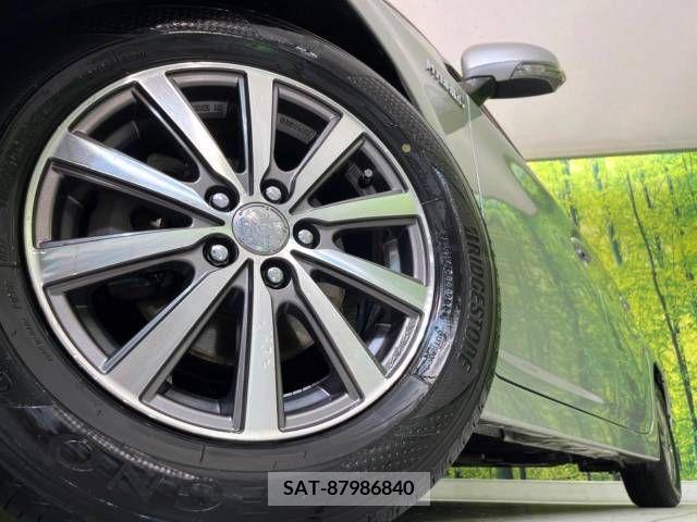 Toyota PRIUS 2014-04 341575-13