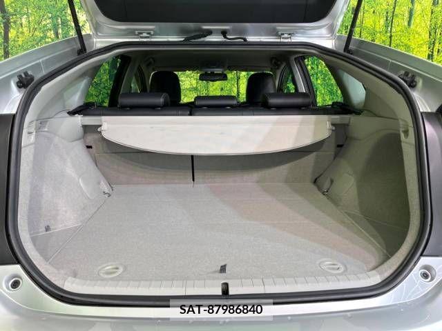 Toyota PRIUS 2014-04 341575-10