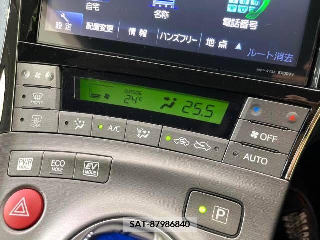 Toyota PRIUS 2014-04 341575-7