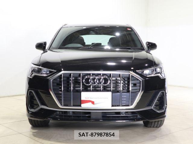 Audi Q3 2022-04 237385-1