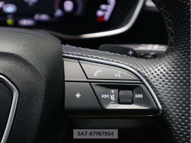 Audi Q3 2022-04 237385-22