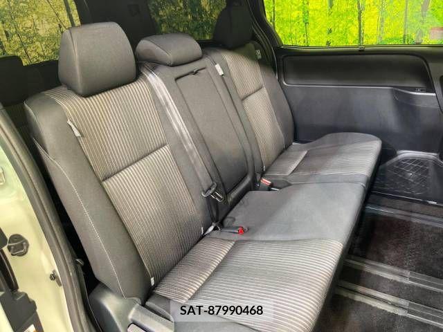 Toyota VOXY 2020-03 384296-9