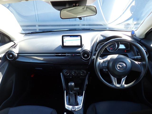 Mazda DEMIO 2016-10 16875-1