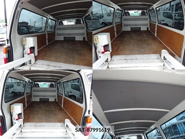 Hino DUTRO 2014-07 204419-10