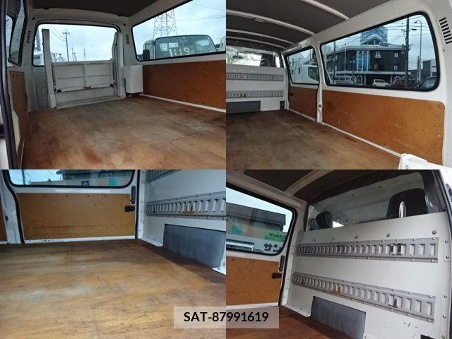 Hino DUTRO 2014-07 204419-11