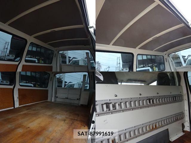 Hino DUTRO 2014-07 204419-6