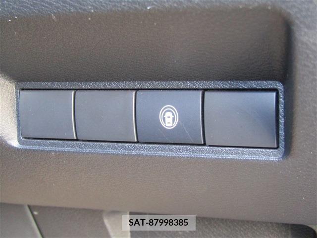 Nissan NOTE 2023-03 205429-13