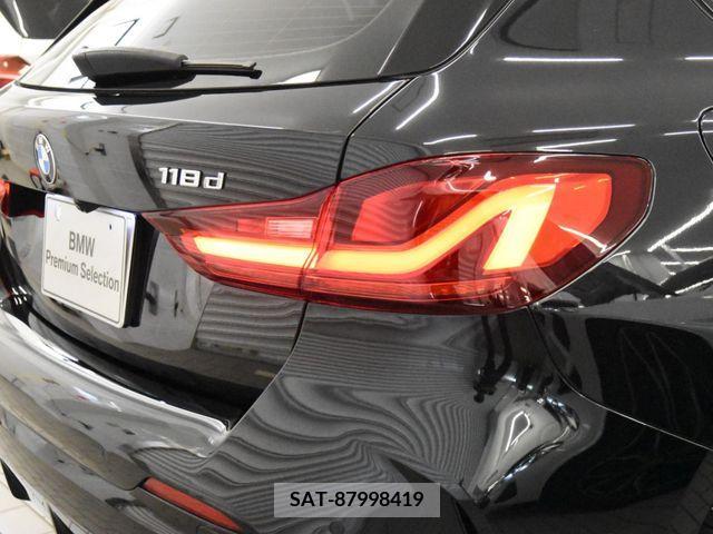 Bmw 1 SERIES 2021-05 203632-6
