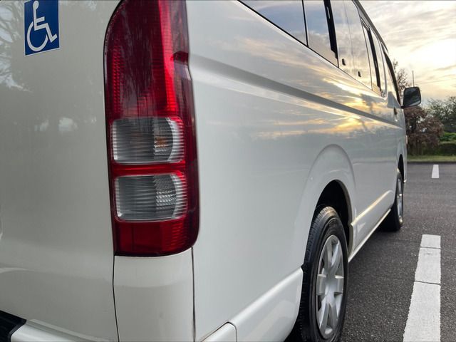 Toyota HIACE VAN 2008-04 14722-19