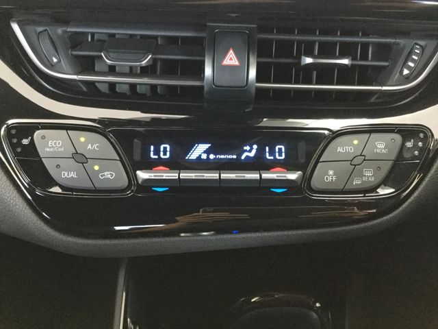 Toyota C-HR 2017-02 7347-7