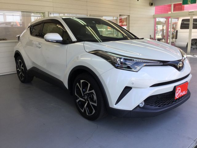 Toyota C-HR 2017-02 7347-14
