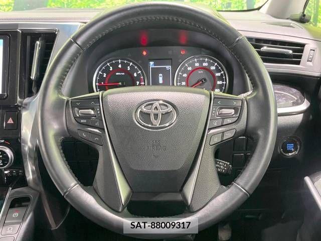 Toyota VELLFIRE 2019-01 207471-12