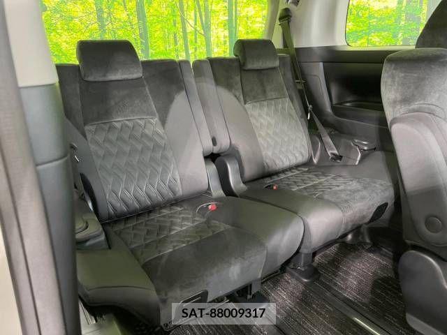 Toyota VELLFIRE 2019-01 207471-10
