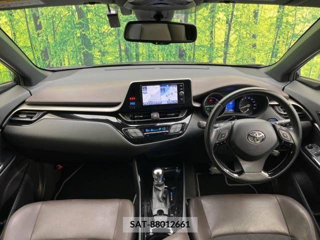 Toyota C-HR 2018-02 323014-1