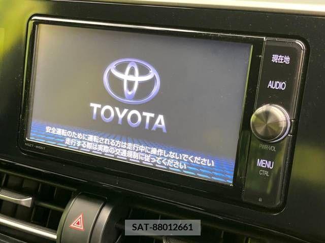 Toyota C-HR 2018-02 323014-4