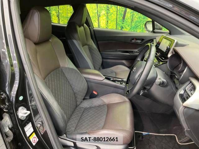Toyota C-HR 2018-02 323014-8