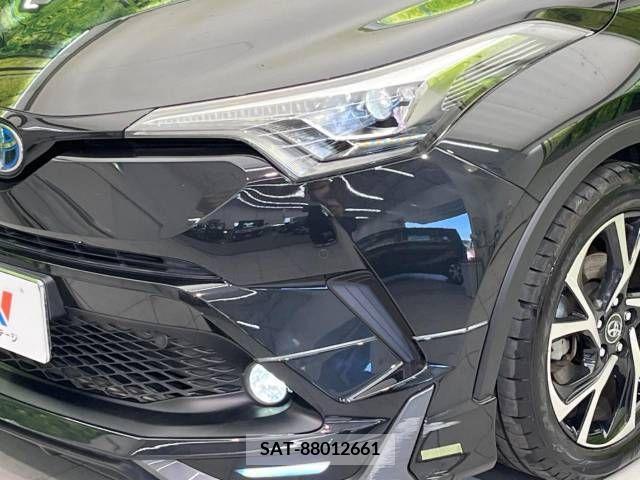 Toyota C-HR 2018-02 323014-11