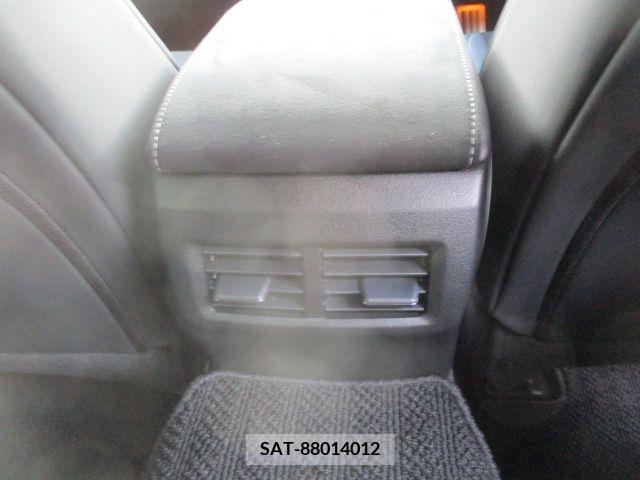 Lexus IS 2023-09 391865-10