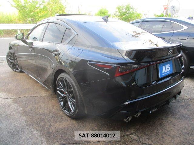 Lexus IS 2023-09 391865-2