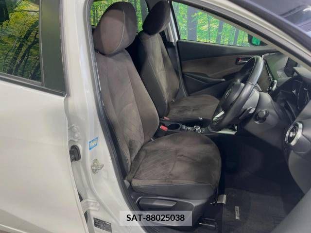 Mazda DEMIO 2019-03 296650-8