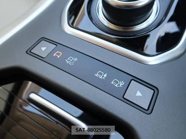 ROVER RANGE ROVER 2018-03 367527-11