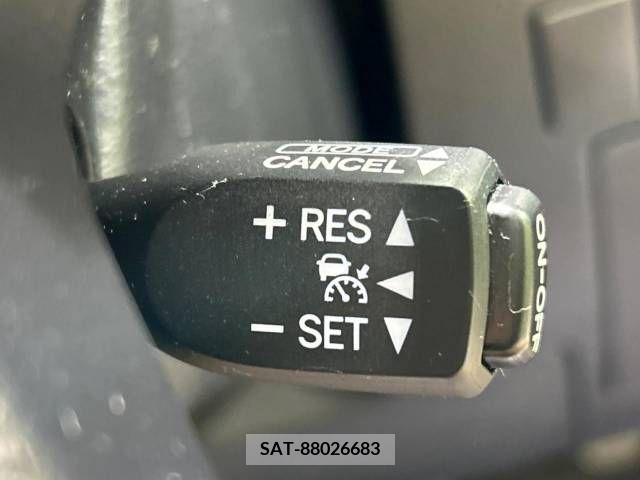 Toyota ALPHARD 2016-07 280378-8