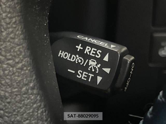 Toyota ALPHARD 2022-04 299552-5
