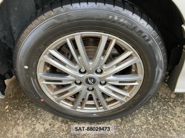 Nissan SERENA 2009-10 393920-4