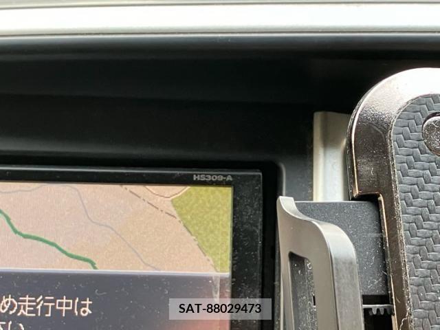 Nissan SERENA 2009-10 393920-17