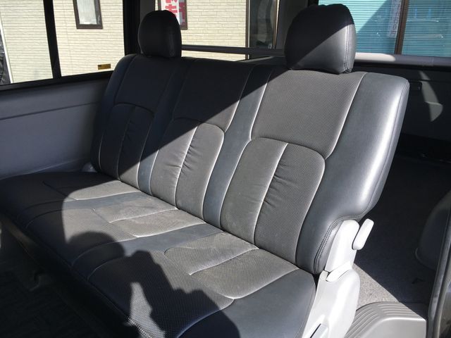Toyota REGIUSACE VAN 2009-04 186648-10