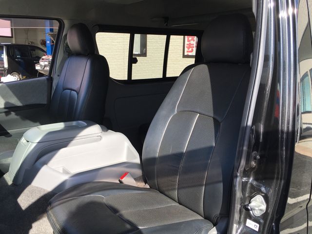 Toyota REGIUSACE VAN 2009-04 186648-9