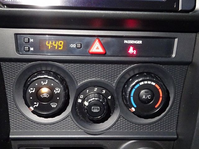 Toyota 86 2012-10 182588-23