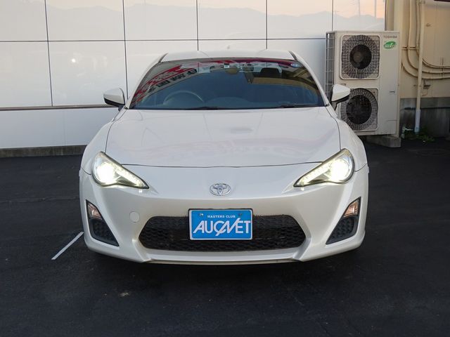 Toyota 86 2012-10 182588-1