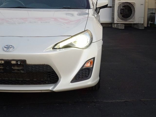 Toyota 86 2012-10 182588-7