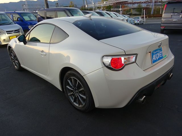 Toyota 86 2012-10 182588-5