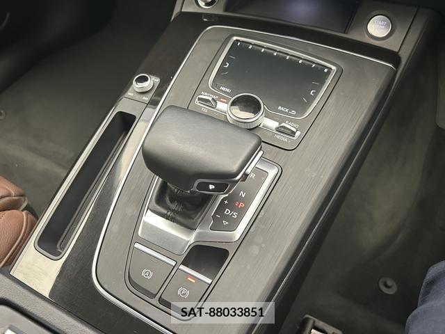 Audi Q5 2018-04 317962-12