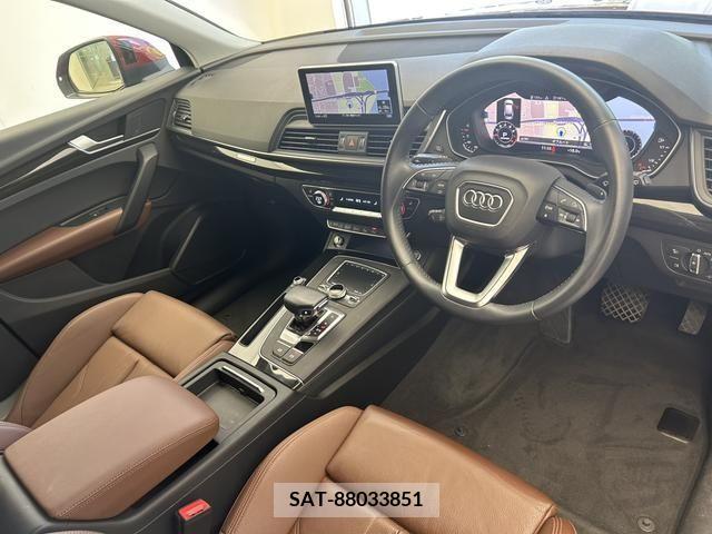 Audi Q5 2018-04 317962-7